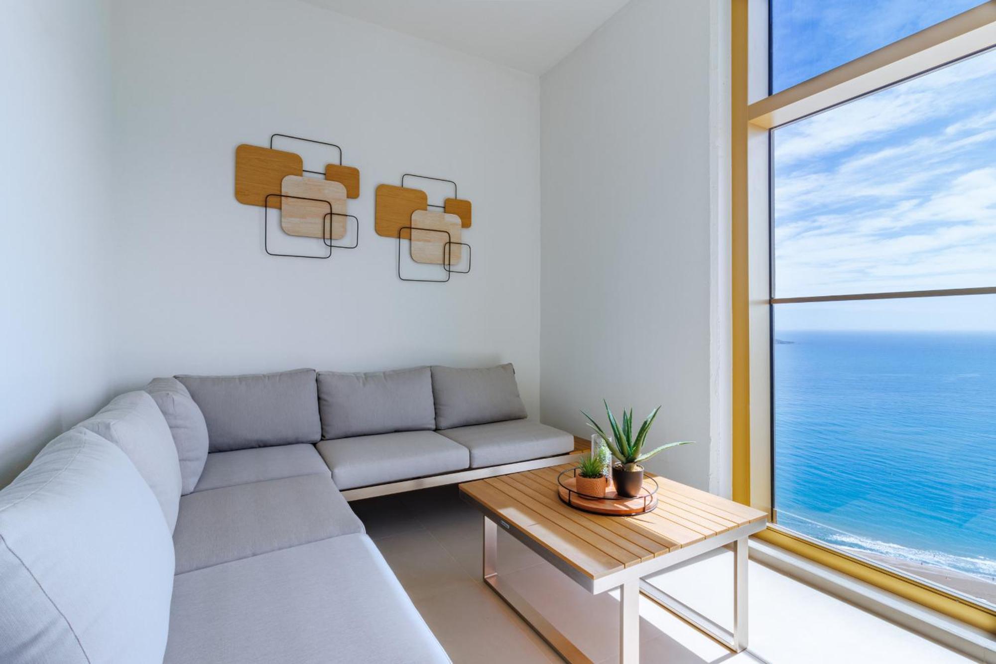 Intempo By Holuxe - 296 - 29th Floor Apartment